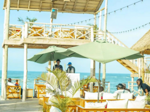 Fully equipped Beach restaurant for sale at Ununio